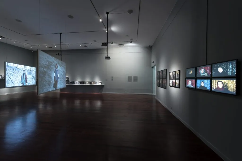 Newsha Tavakolian — Galeria 4
